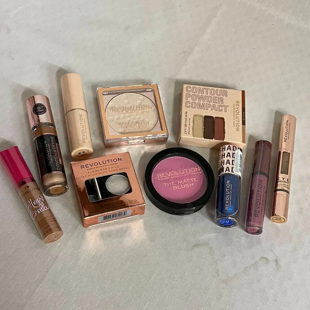 Revolution Makeup Lot Of 10 Concealer Blush Eyeshadow Lipstick Contour & More